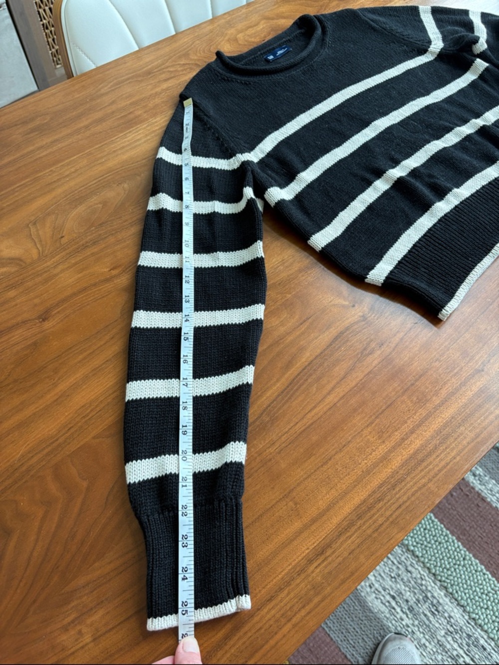 Gap Shrunken Roll Neck Sweater Cotton Black Off White Stripe Size Small - Picture 10 of 11